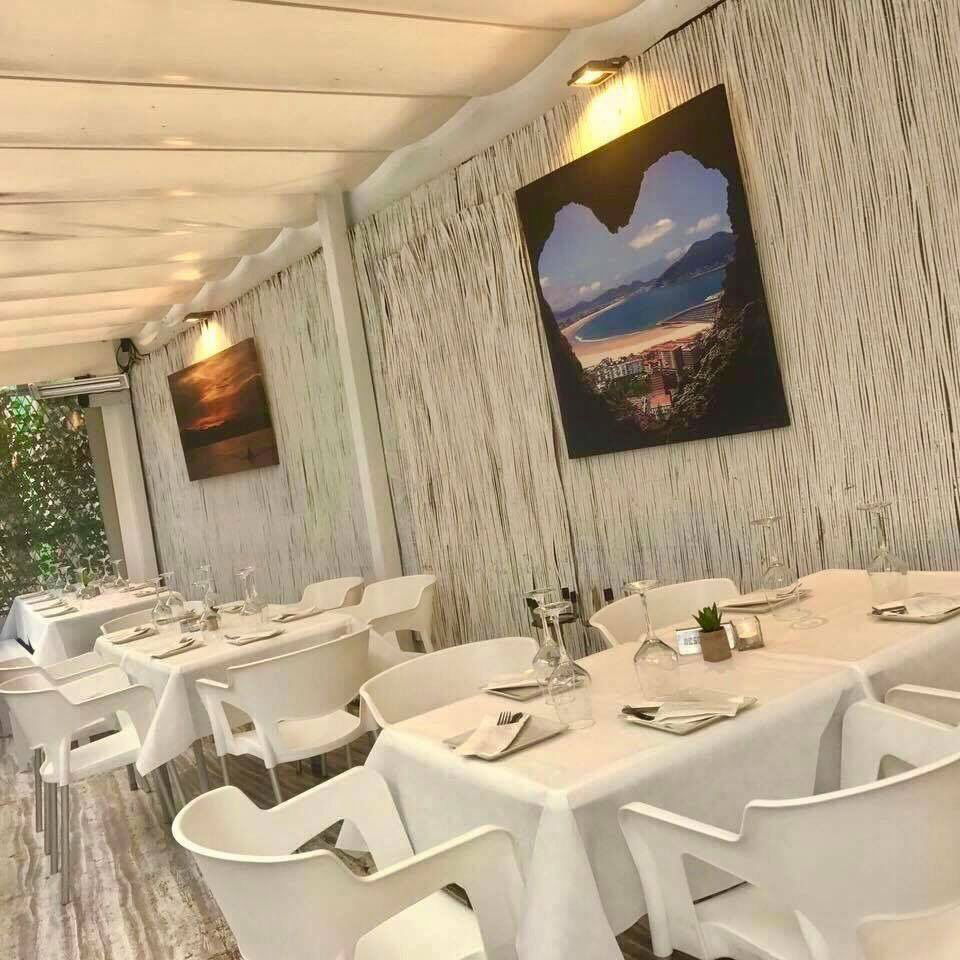 Bar El Túnel, Restaurant in Laredo