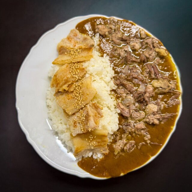 Gyusuji Curry Chiisana Curry Ya, Restaurant in Tokyo