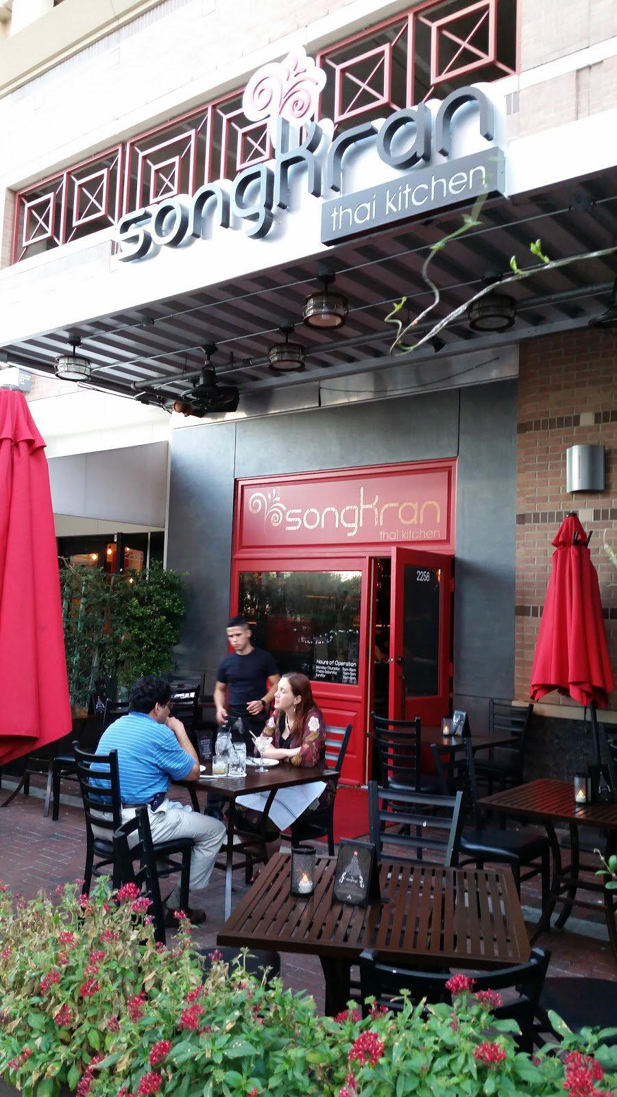Songkran Thai Kitchen restaurant in Houston, United States