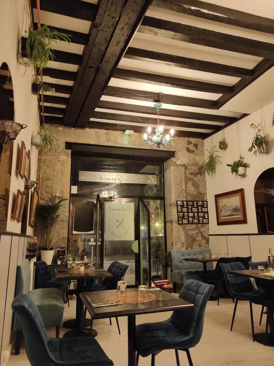 Restaurant La Petite Grenobloise restaurant in Grenoble, France