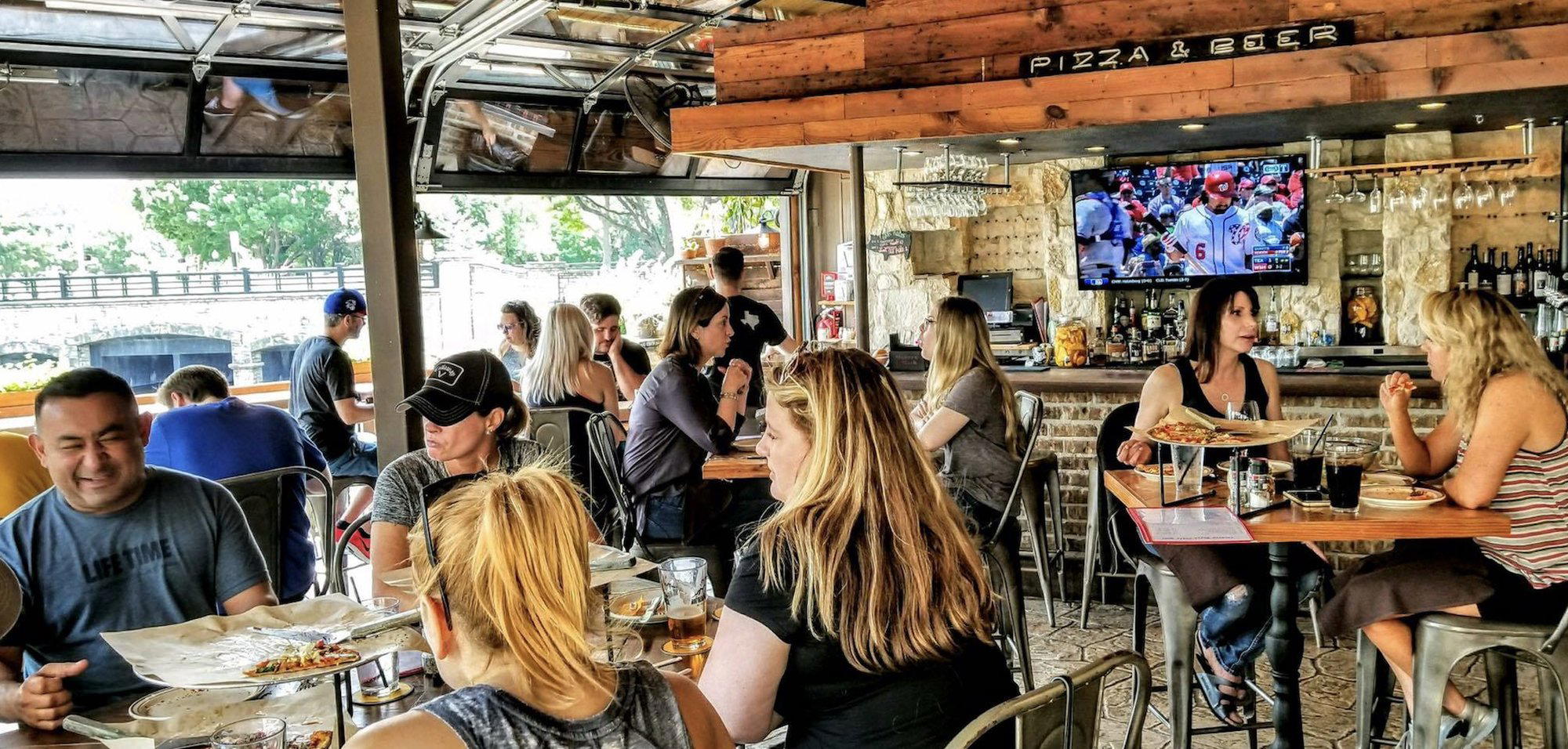 Taverna Rossa restaurant in Plano, United States
