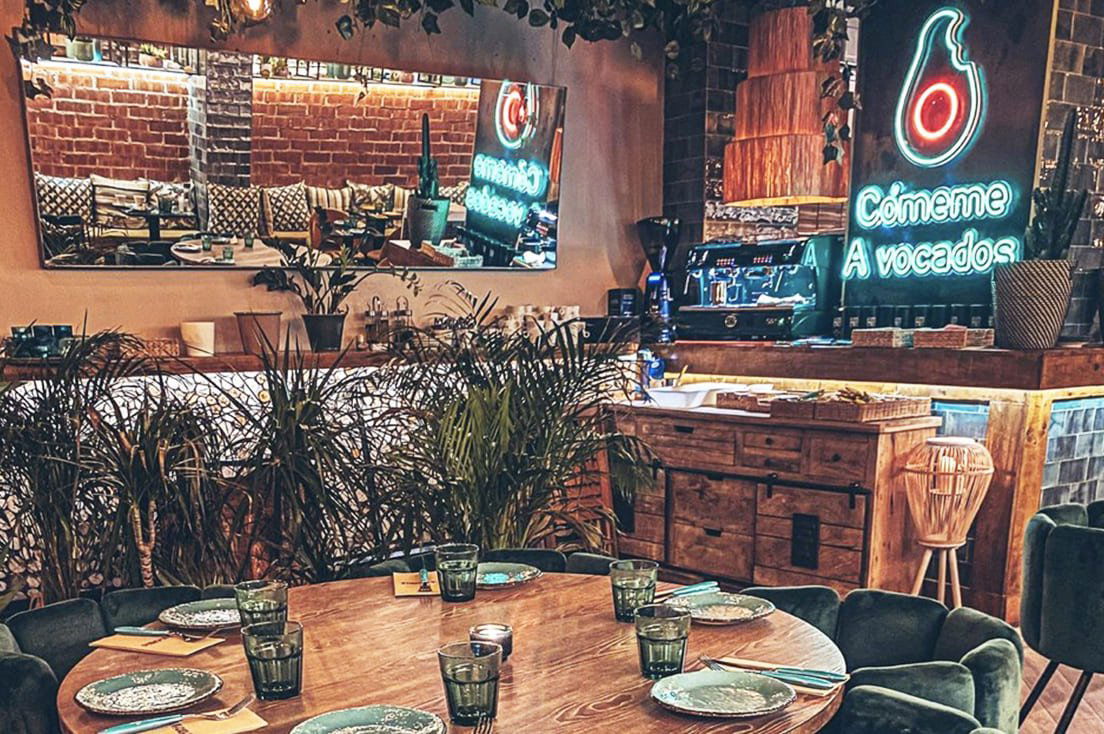 A Vocados Badalona, Restaurant in Badalona