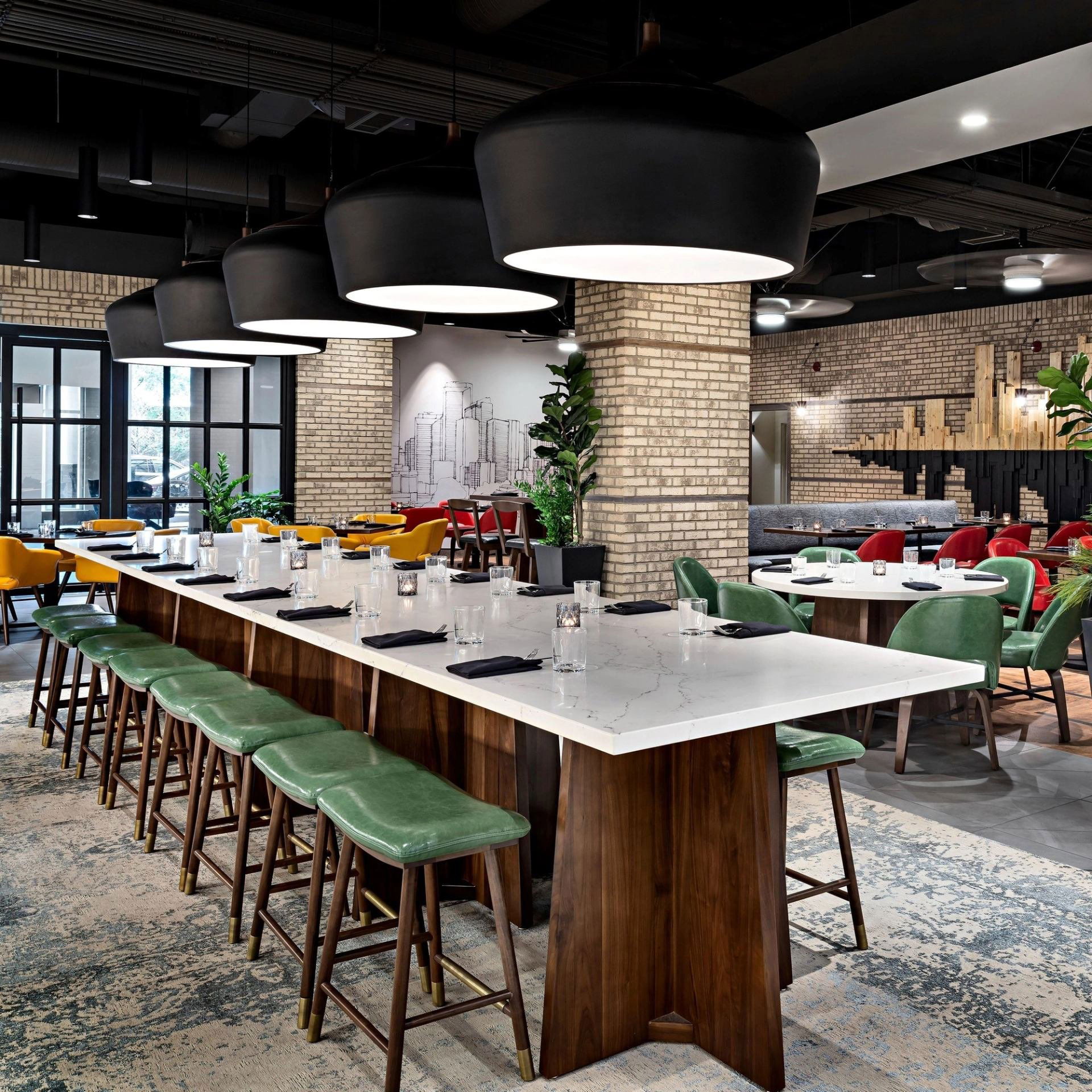 Flower & Wolf, Restaurant in Calgary
