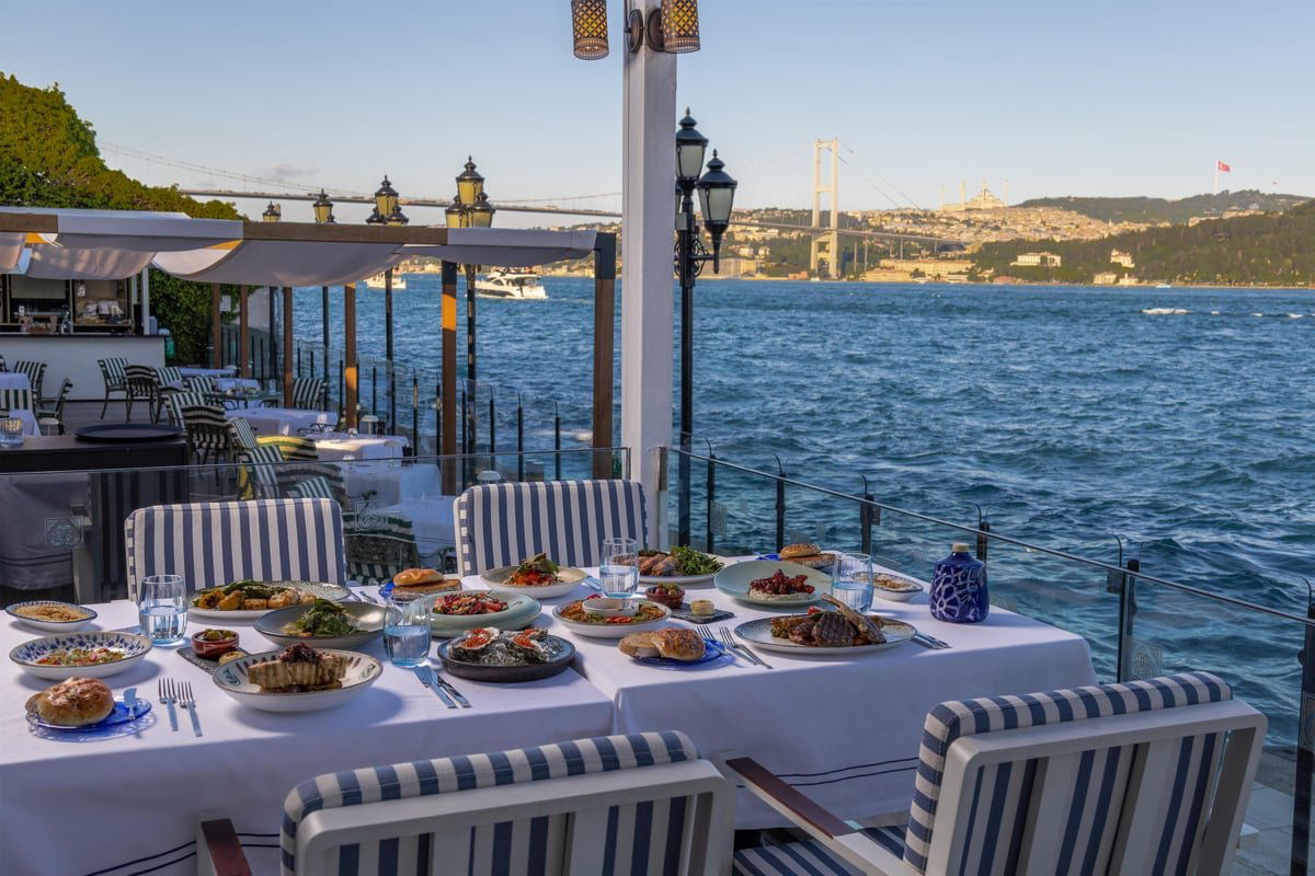 Bosphorus Grill, Restaurant in Istanbul