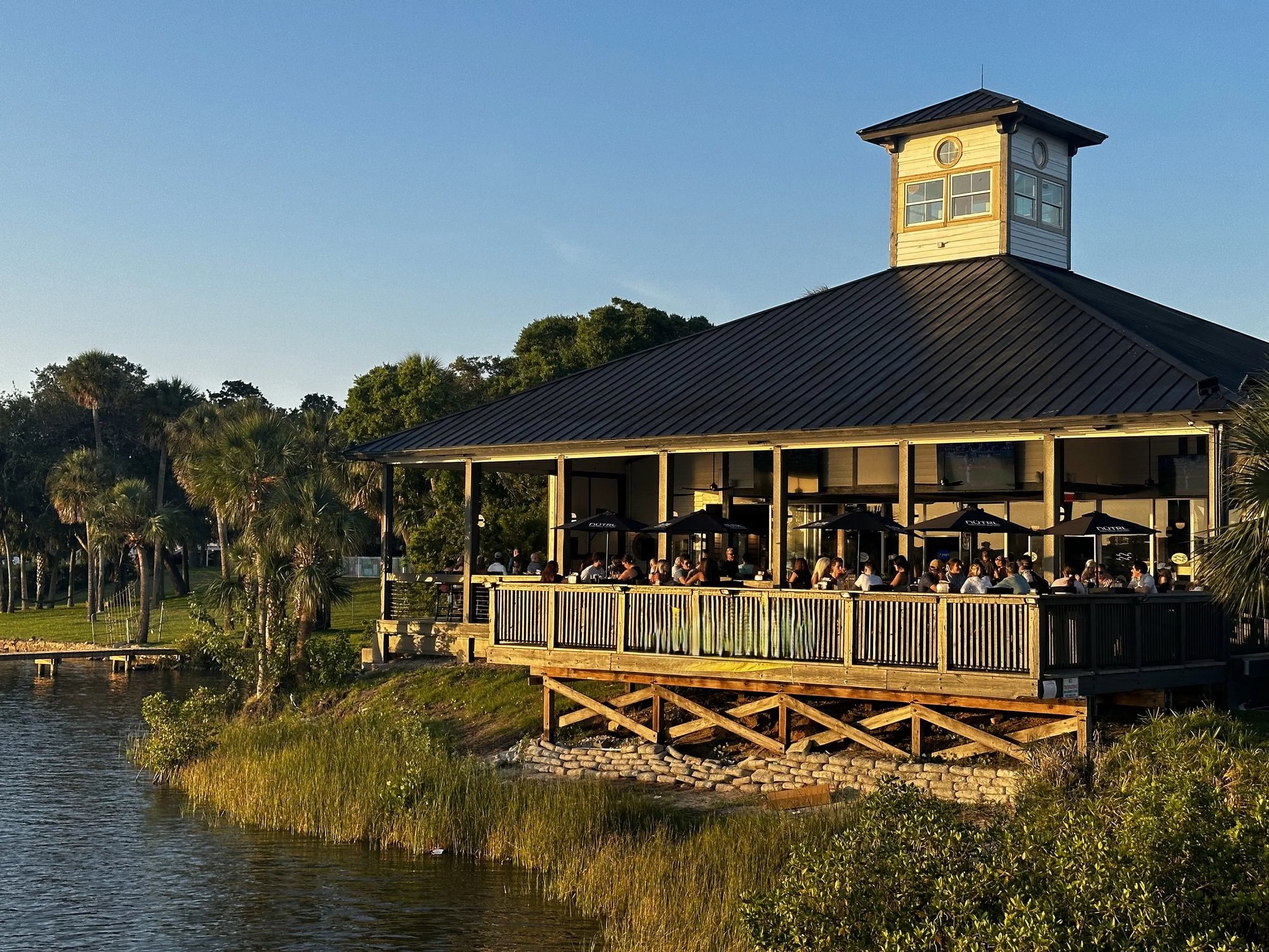 Riverside Johnny's restaurant in Daytona Beach, United States