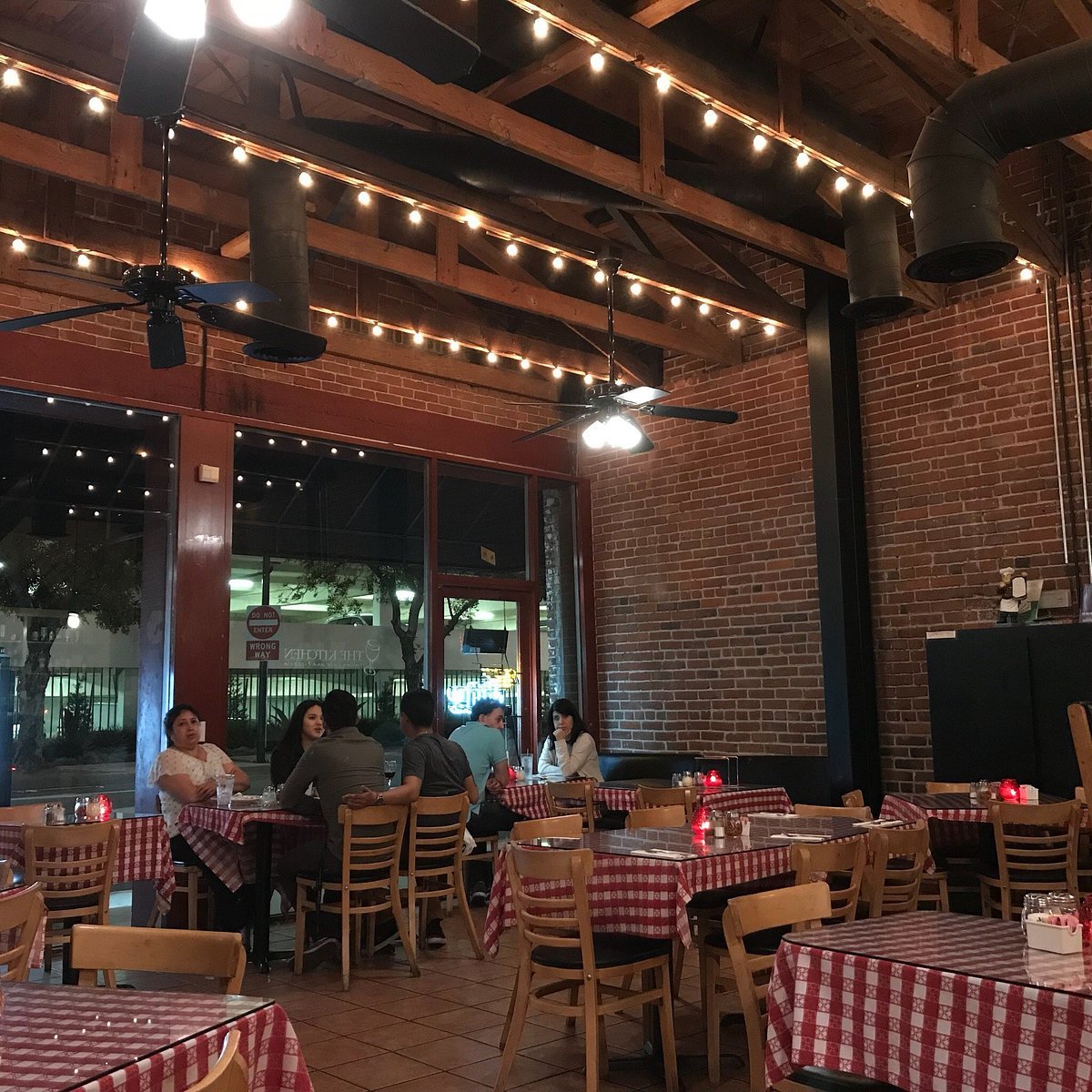 The Kitchen Italian Cafe & Pizzeria, Pasadena, United States