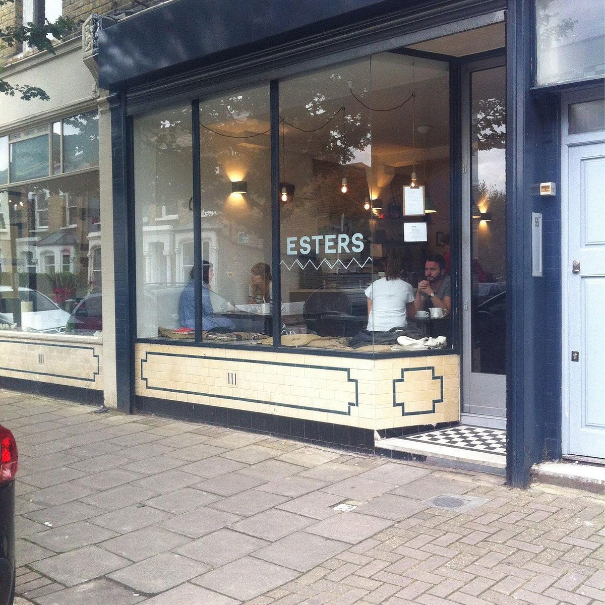Esters, Restaurant in London