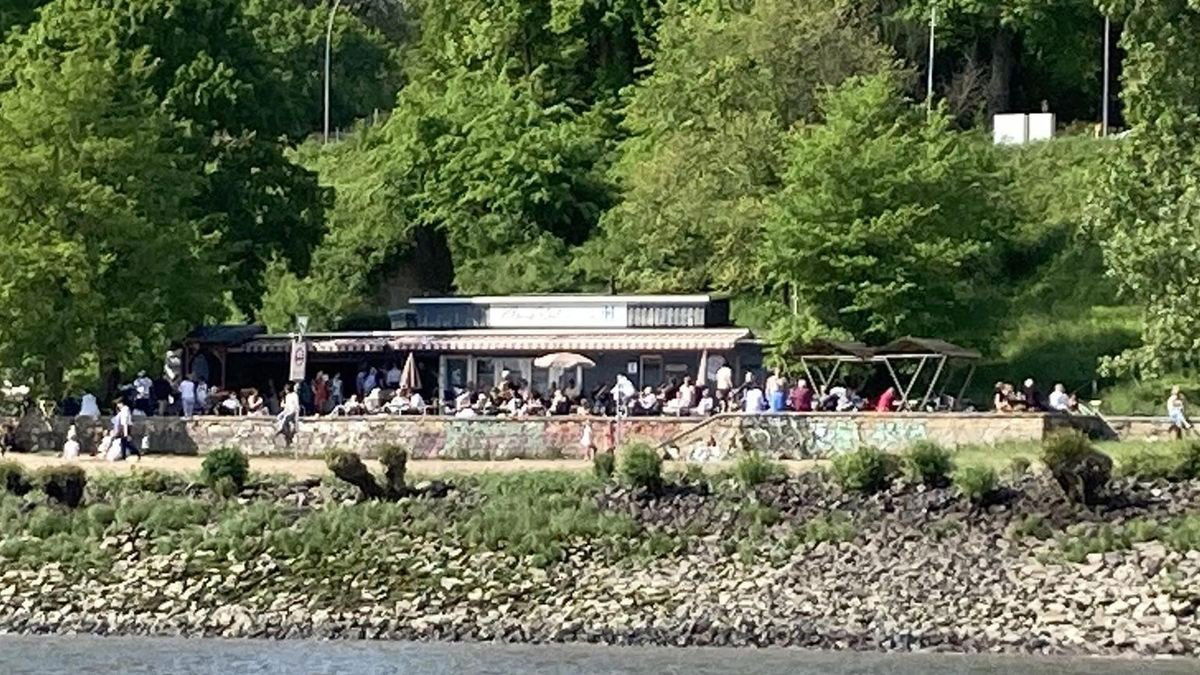 Kleine Rast an der Elbe, Restaurant in Hamburg