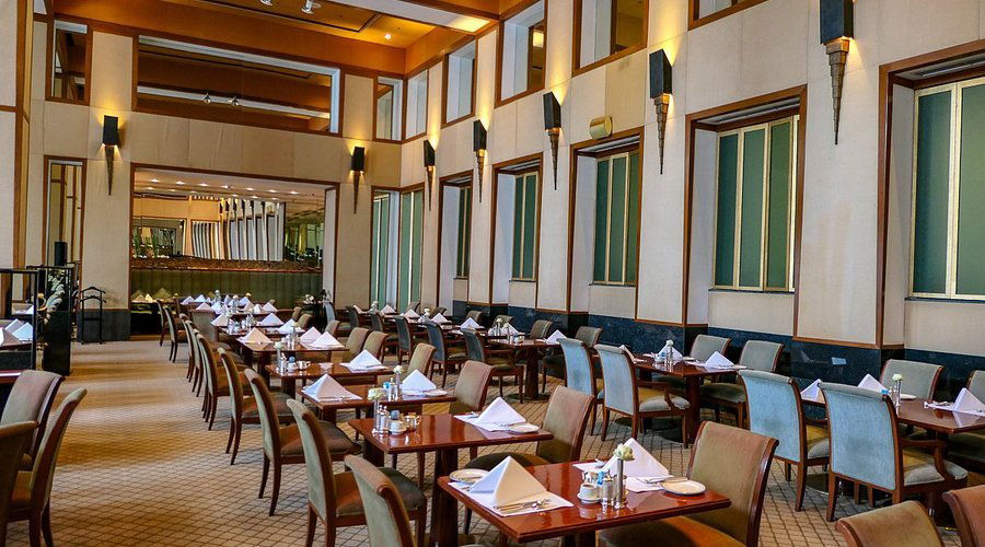 Colonnade, Restaurant in Bangkok