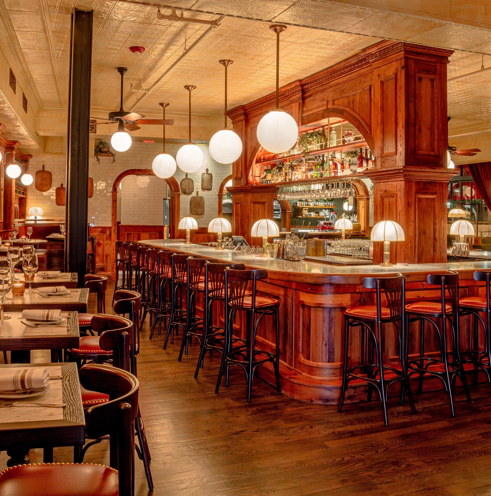 La Voile, Restaurant in Boston