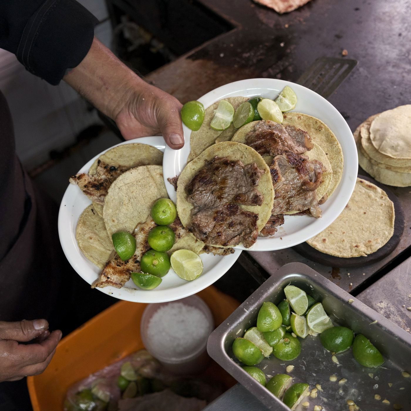 El Califa de León, Restaurant in New York City