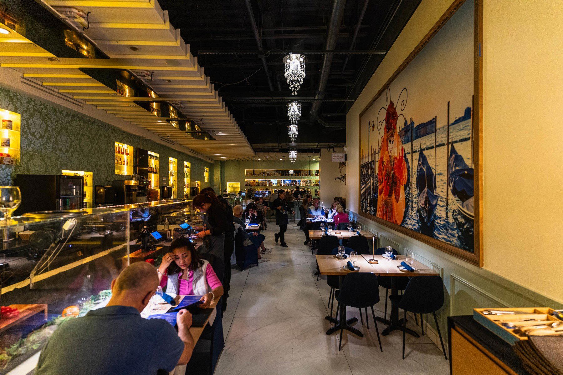 Zeppola Cafe restaurant in Las Vegas, United States