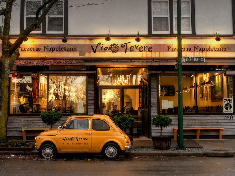 Via Tevere Pizzeria Victoria Drive, Vancouver, Canada