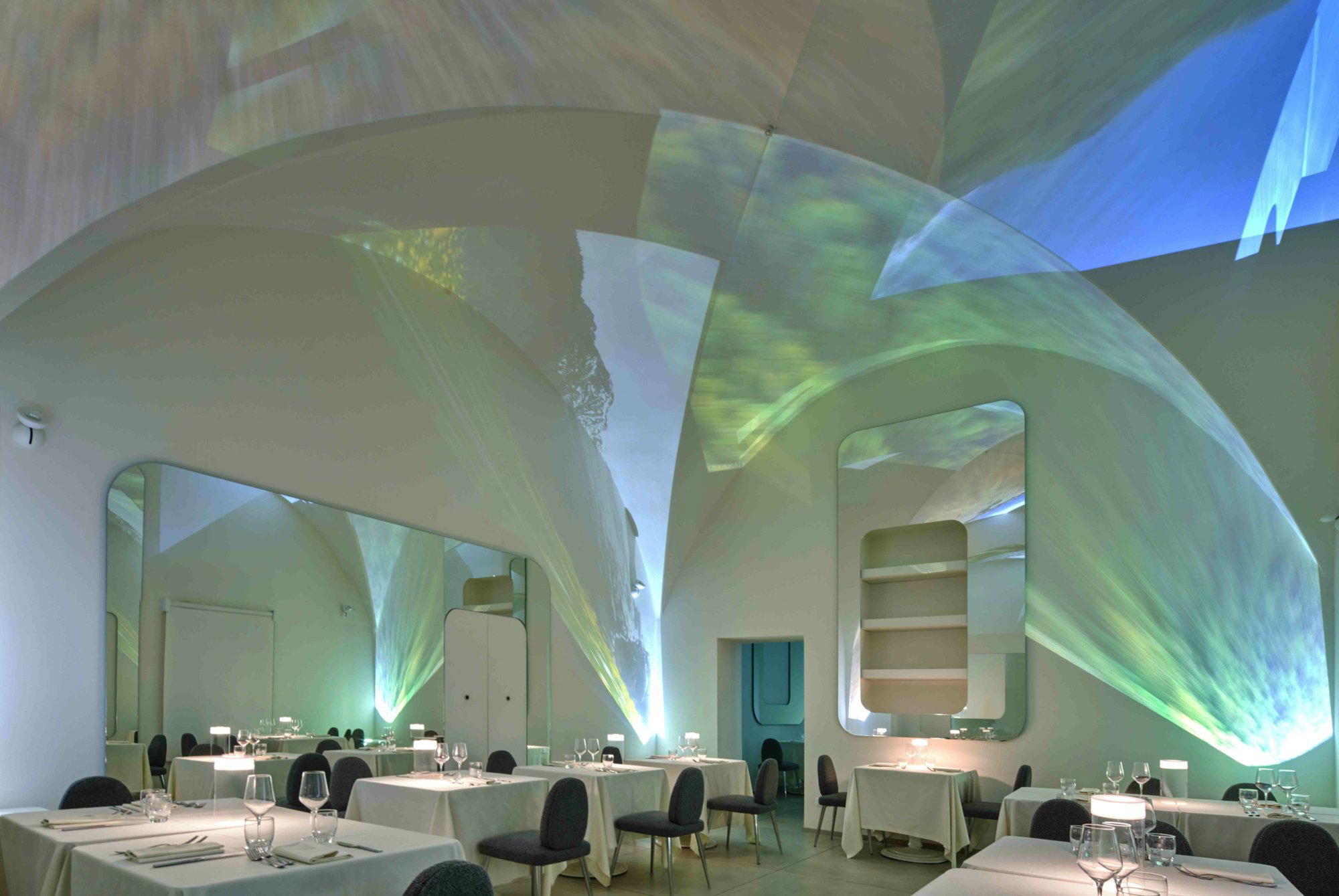 AI CHIOSTRI MILANO restaurant in Milan, Italy