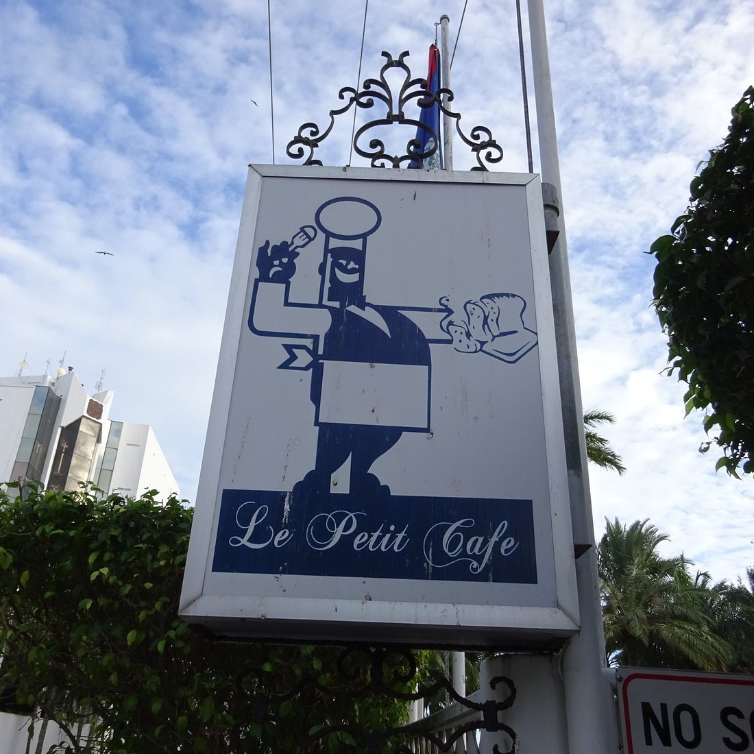 Le Petit Café restaurant in Belize City, Belize