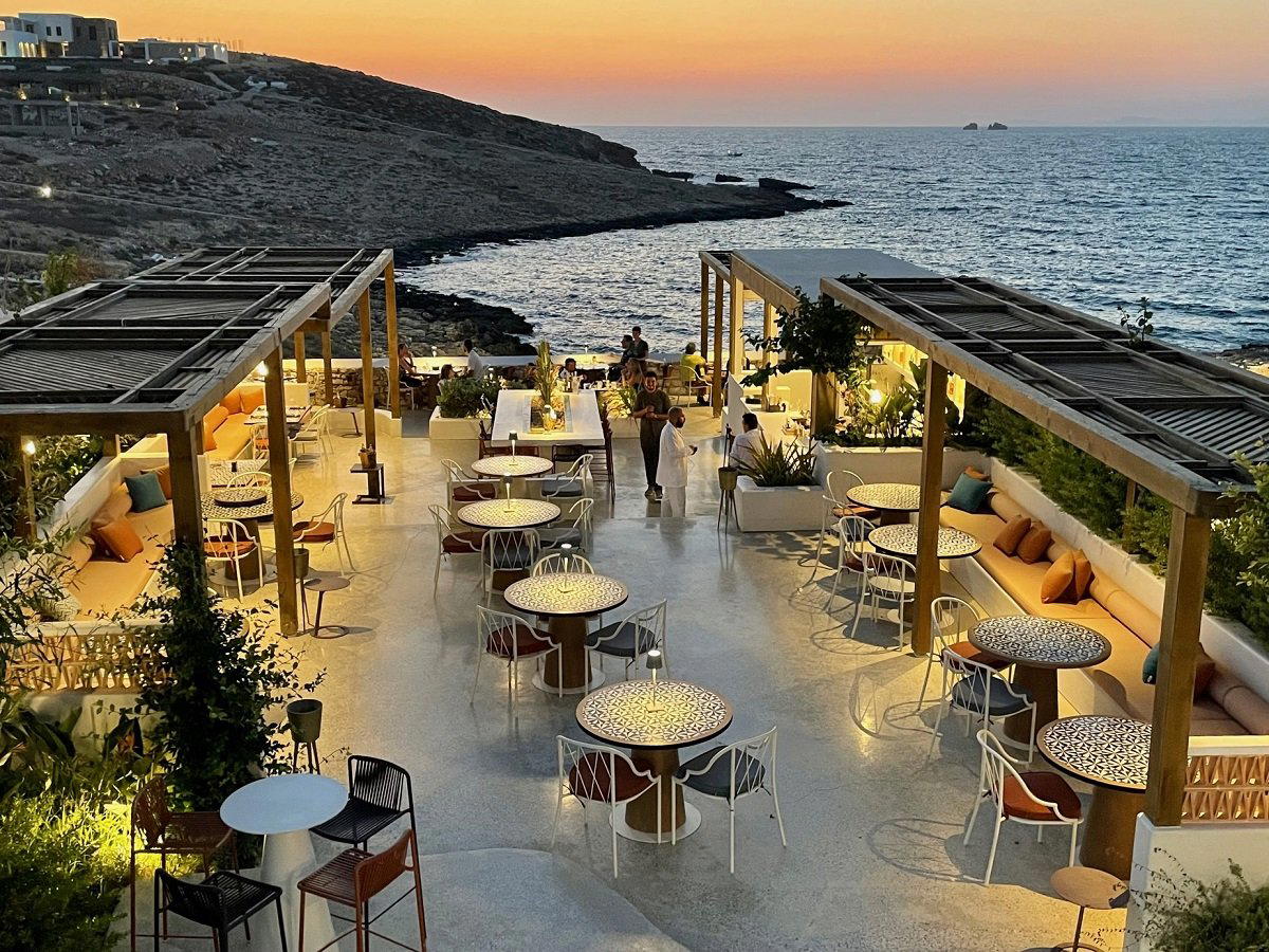 Olvo Restaurant restaurant in Paros