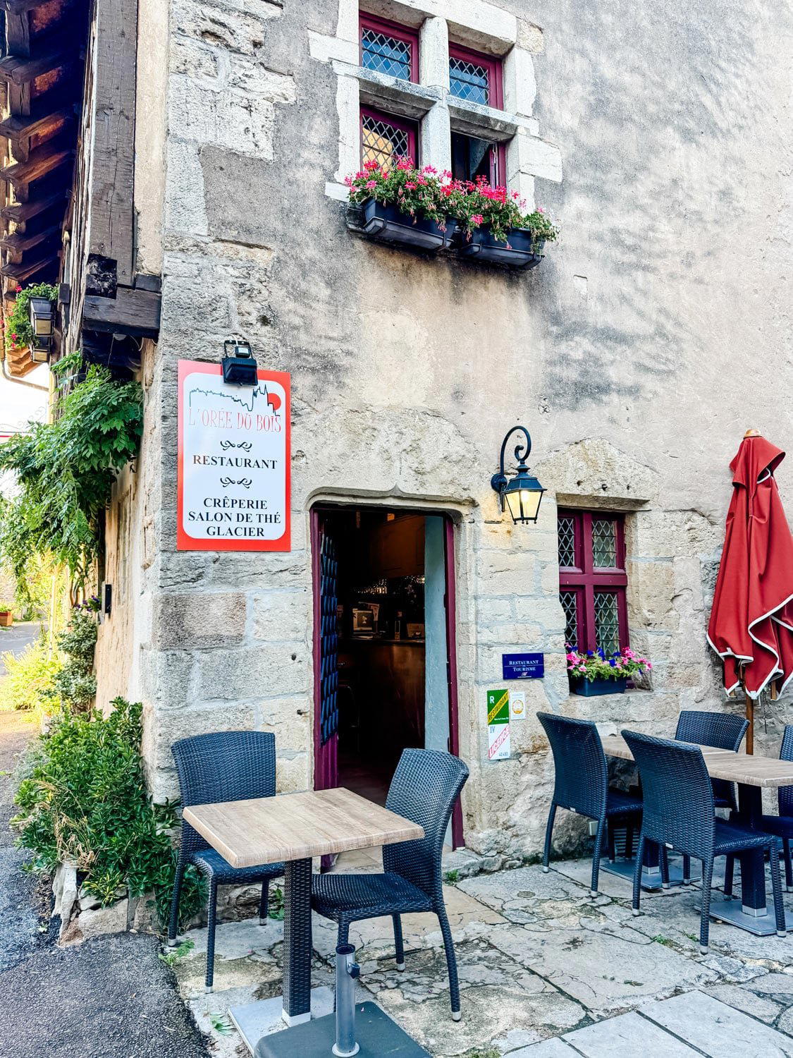 L'Orée du bois, Chateauneuf, France