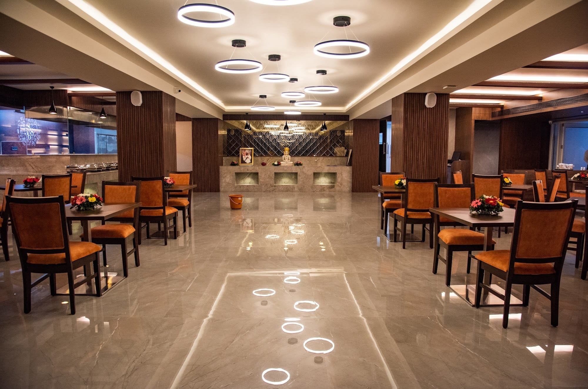 5868 Restaurant, Gandhinagar, India