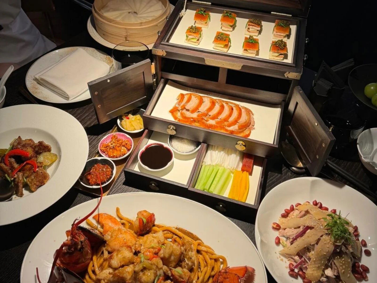 Yatang, Restaurant in Beijing