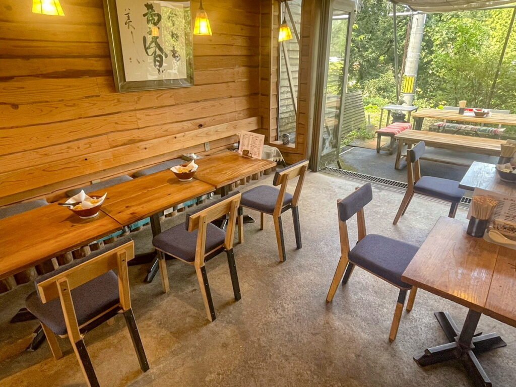 陽気な狩人 restaurant in Hamada