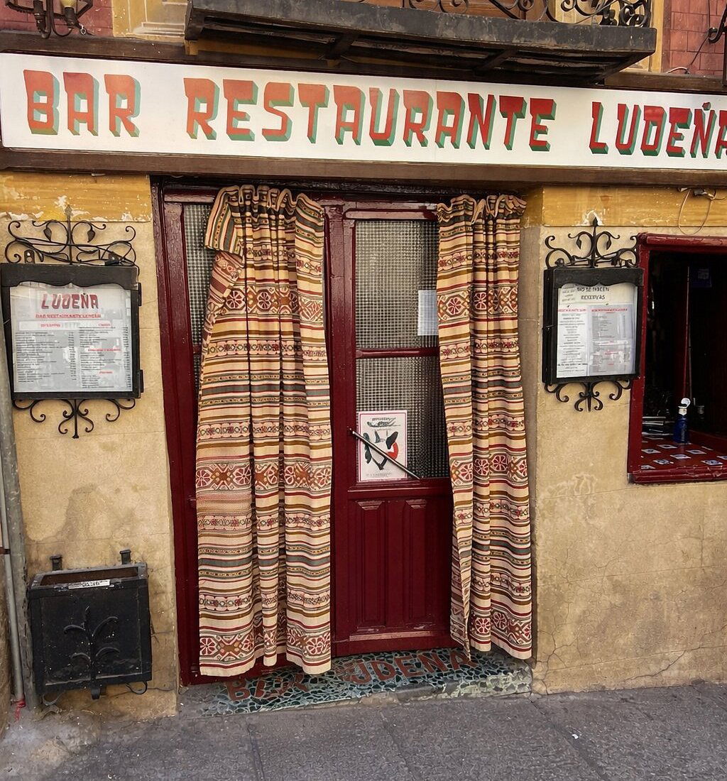 Bar Ludeña, Restaurant in Toledo