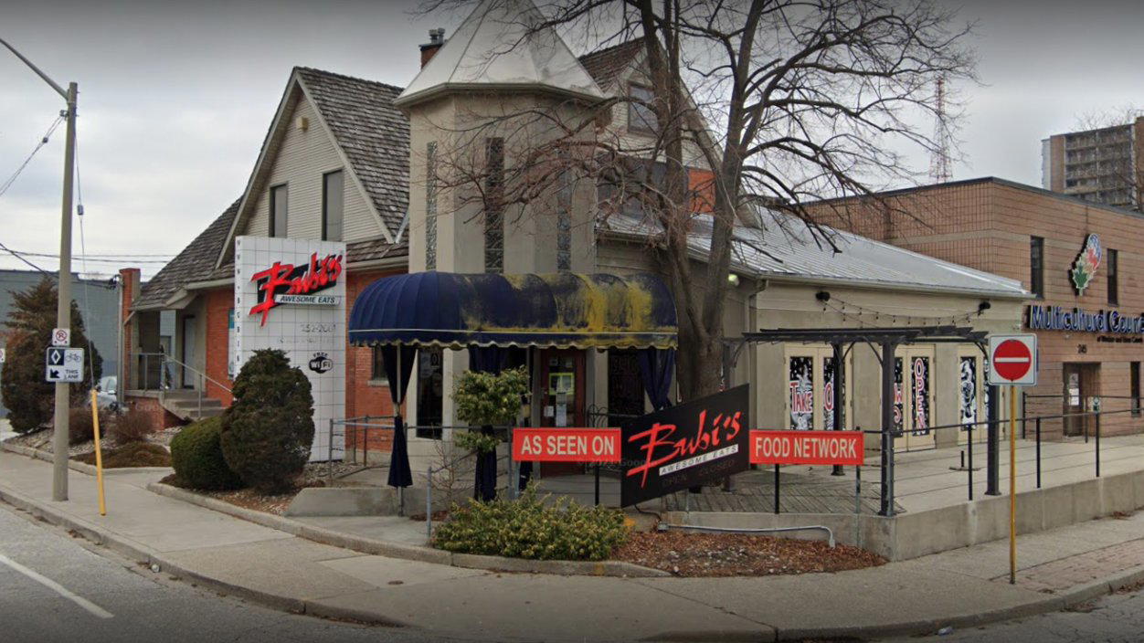 Bubi's Awesome Eats, Windsor, Canada
