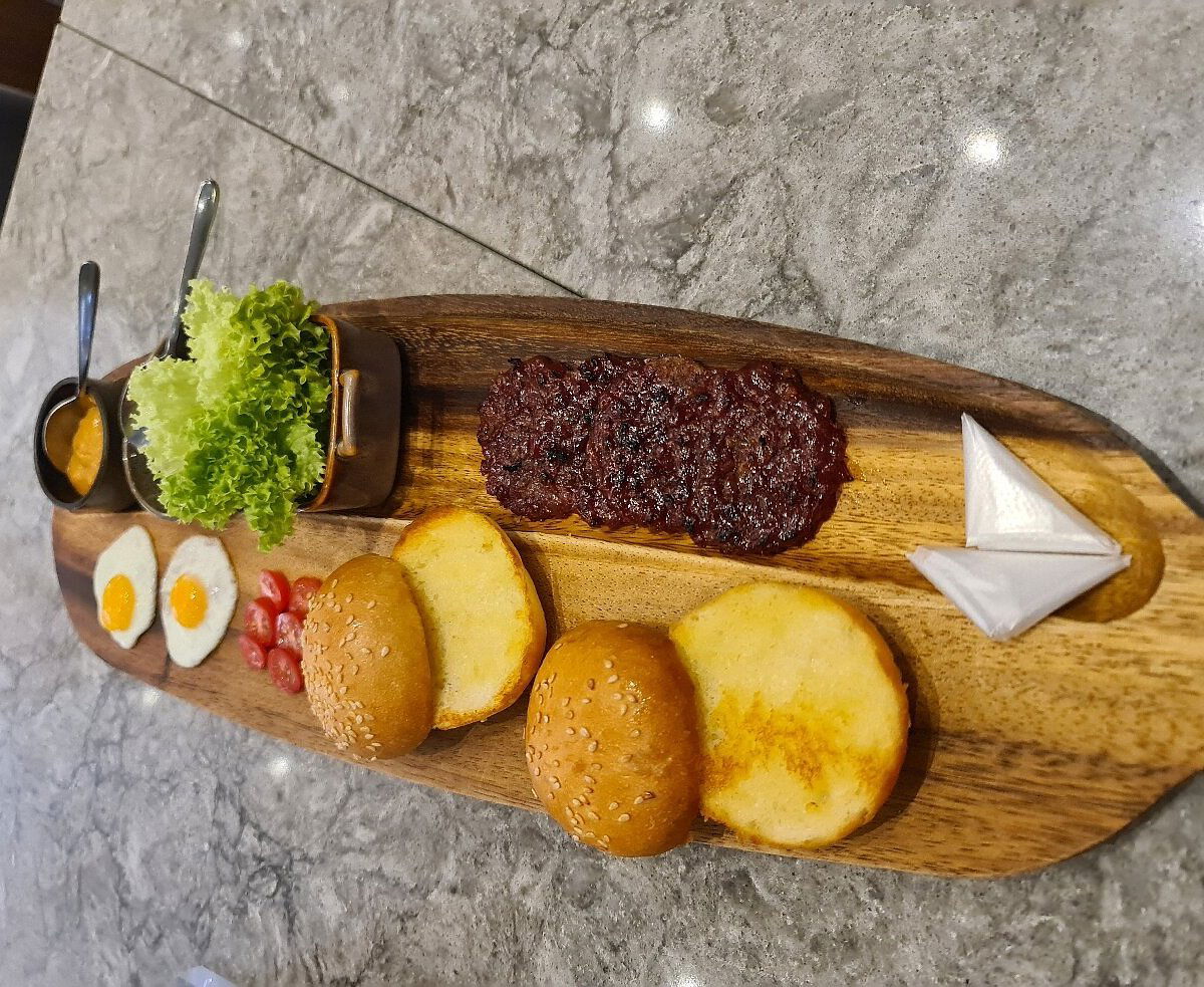 Bee Cheng Hiang, Restaurant in Singapore