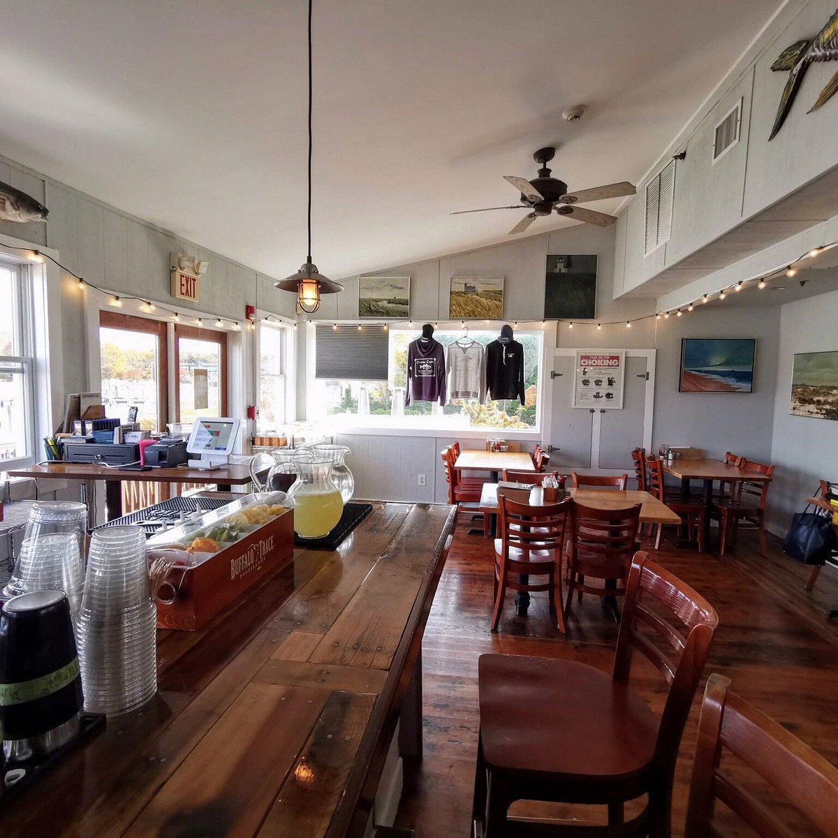 Canal Cafe, Restaurant in Hampton Bays
