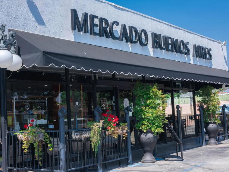 Mercado Buenos Aires, Granada Hills, United States