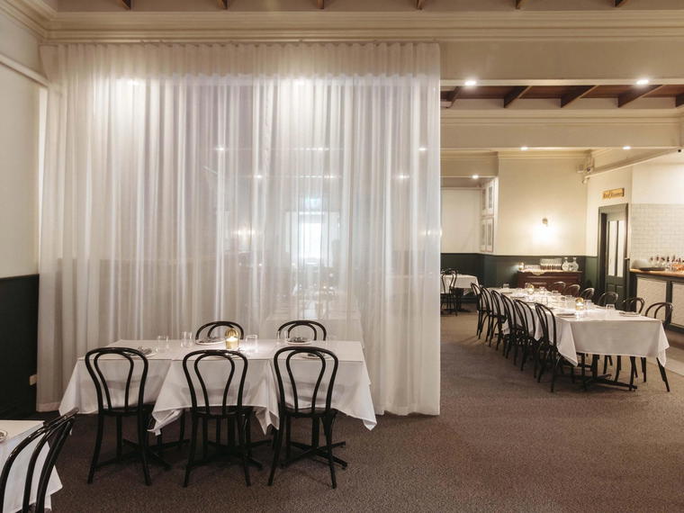 Sama at Grandview Hotel, Melbourne, Australia