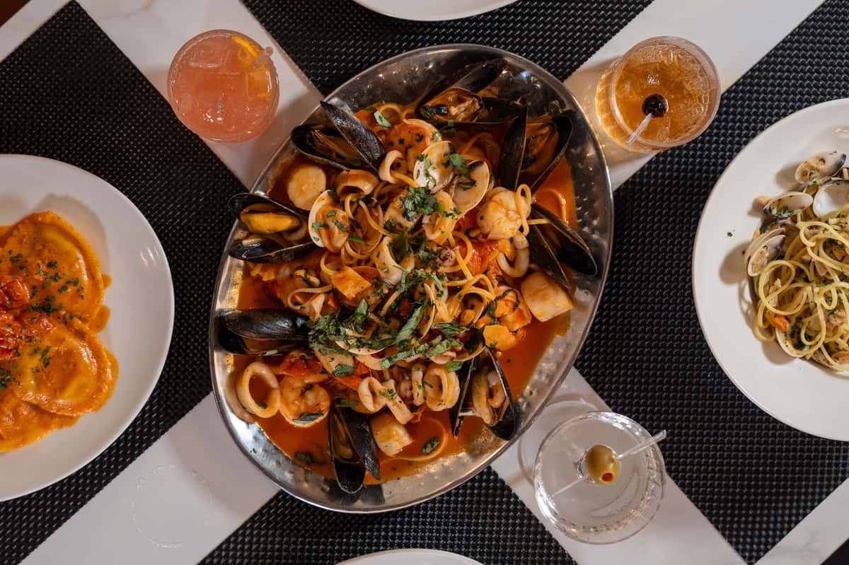 Amante's Italian Cuisine restaurant in Deerfield Beach, United States