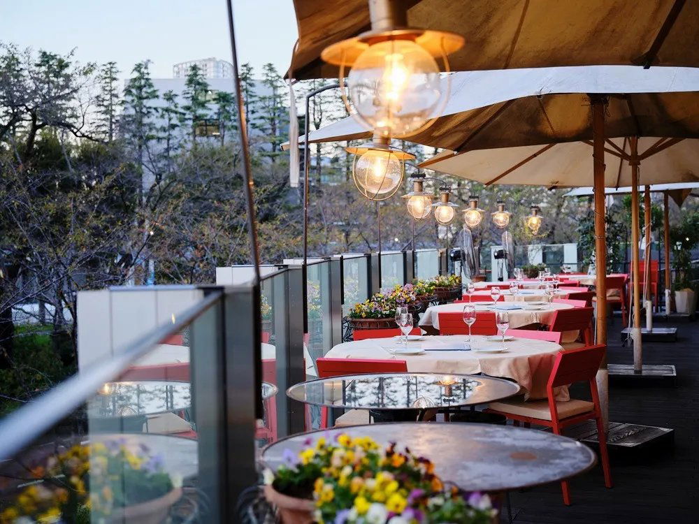 Napule, Restaurant in Tokyo