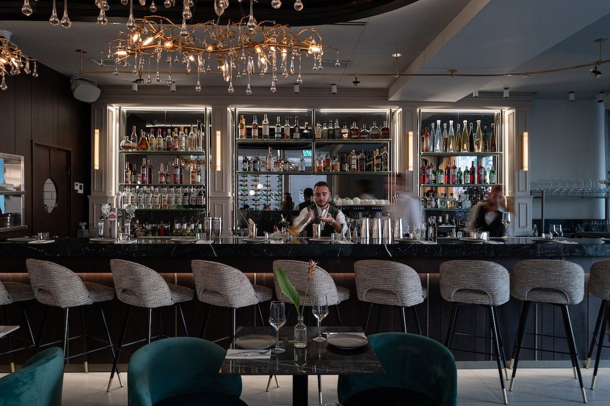 Jewel Cocktail Bar, Restaurant in Tel Aviv-Yafo