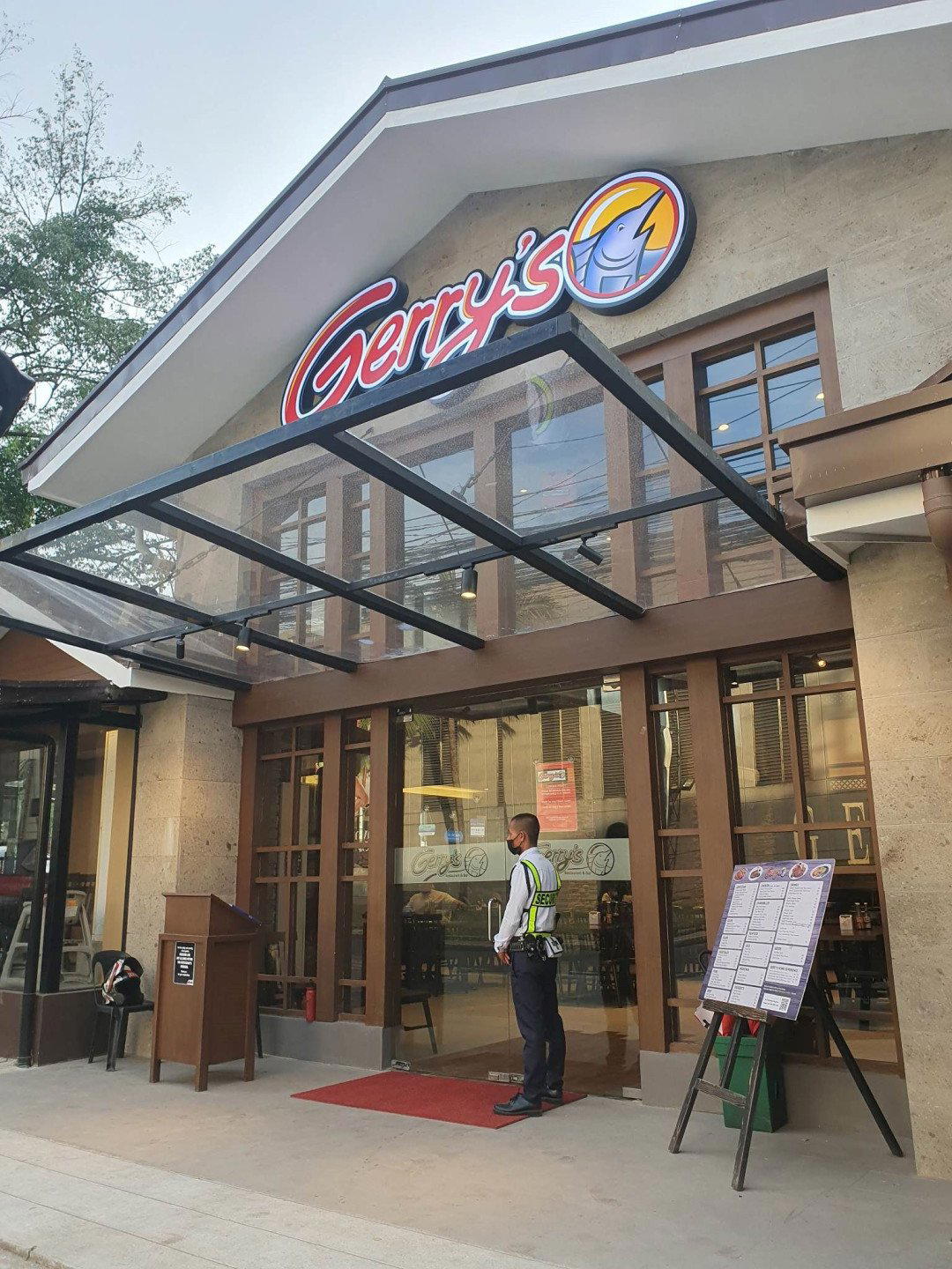 Gerry's Grill - Ayala Malls Solenad restaurant in Santa Rosa