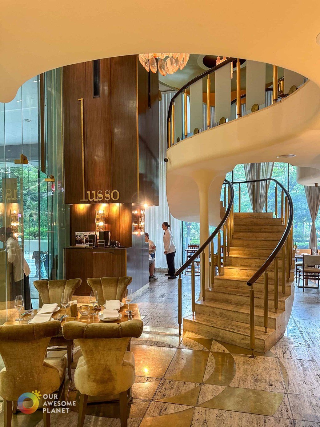 Lusso, Mandaluyong, Philippines