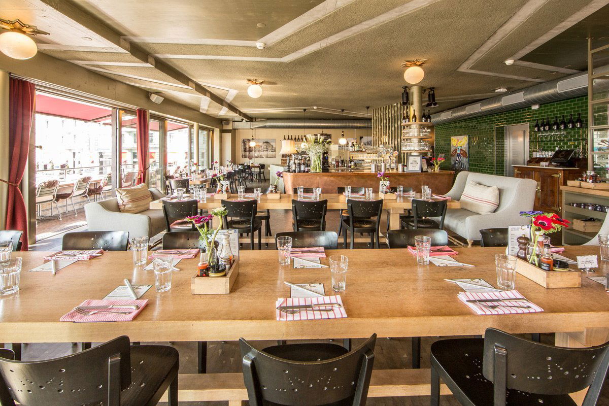 Sternen Grill + Sternen Grill Restaurant im oberen Stock., Restaurant in Zürich