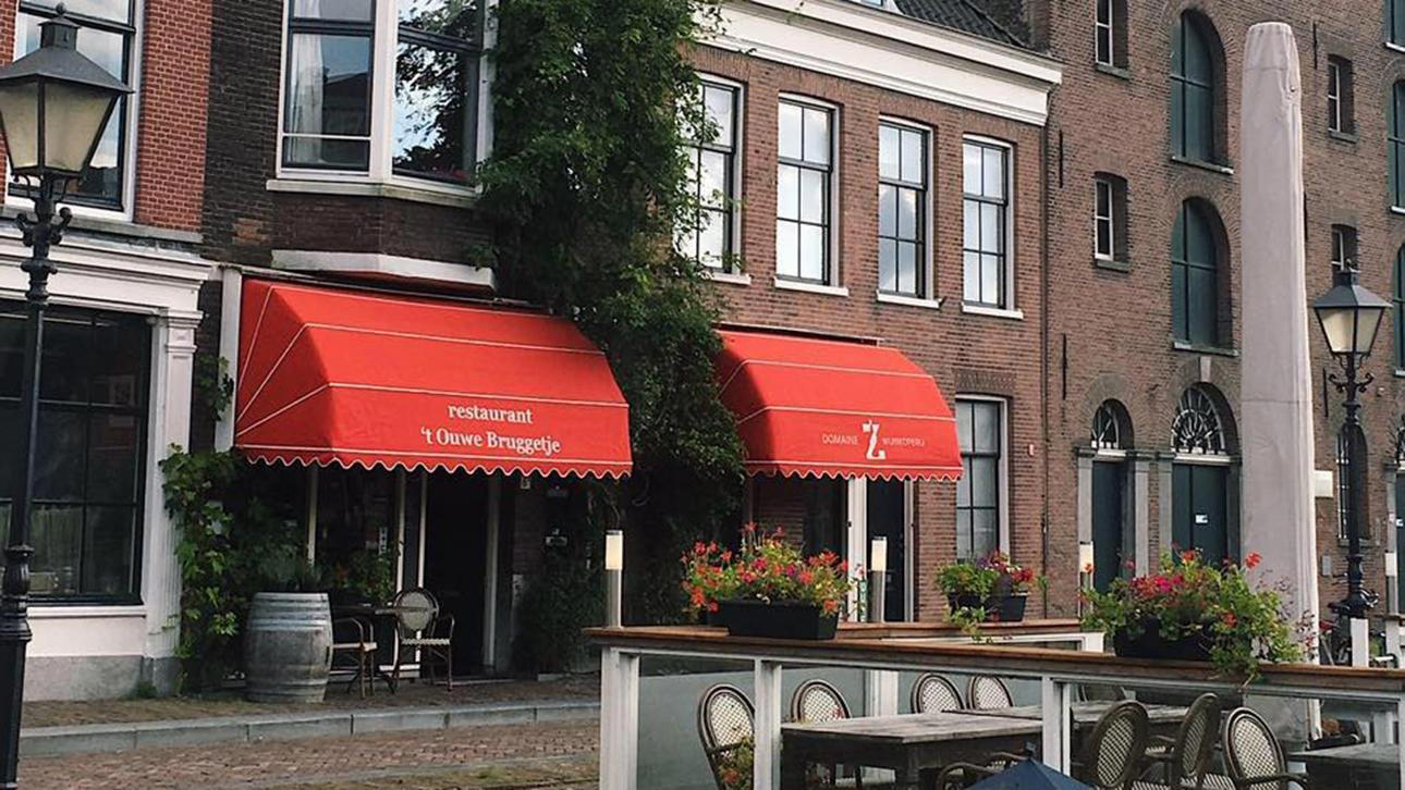 't Ouwe Bruggetje restaurant in Rotterdam, Netherlands
