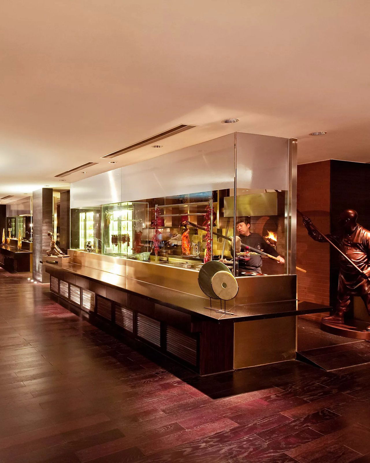 Lunar 8, Restaurant in Beijing