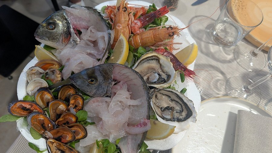 Pescheria Nautilas Ostuni, Ostuni, Italy