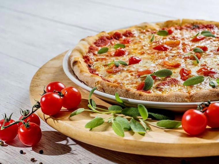 Maelle Pizzas, Oraison, France