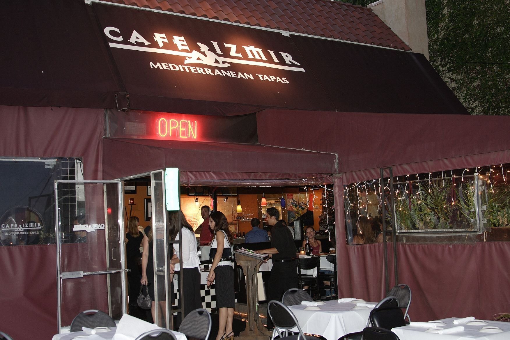 Cafe Izmir, Restaurant in Dallas