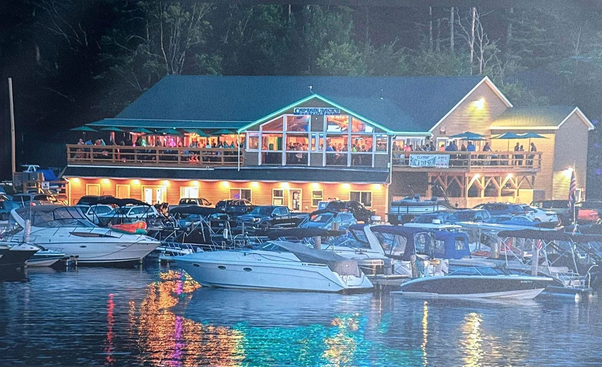 Captain Jack's, Restaurant in Naples