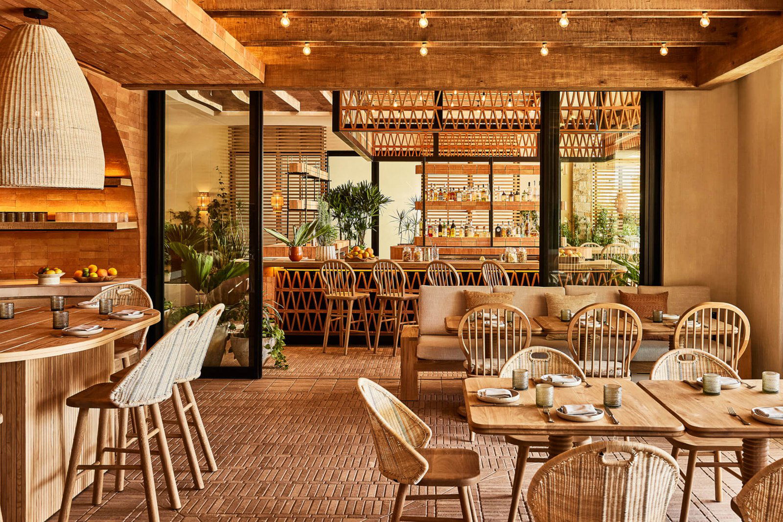 YAYA, Restaurant in Cabo San Lucas
