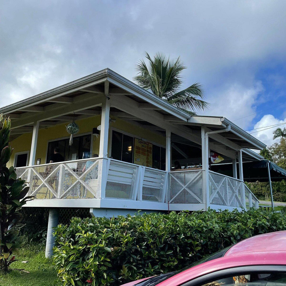 What's Shakin' restaurant in Pepeekeo, United States