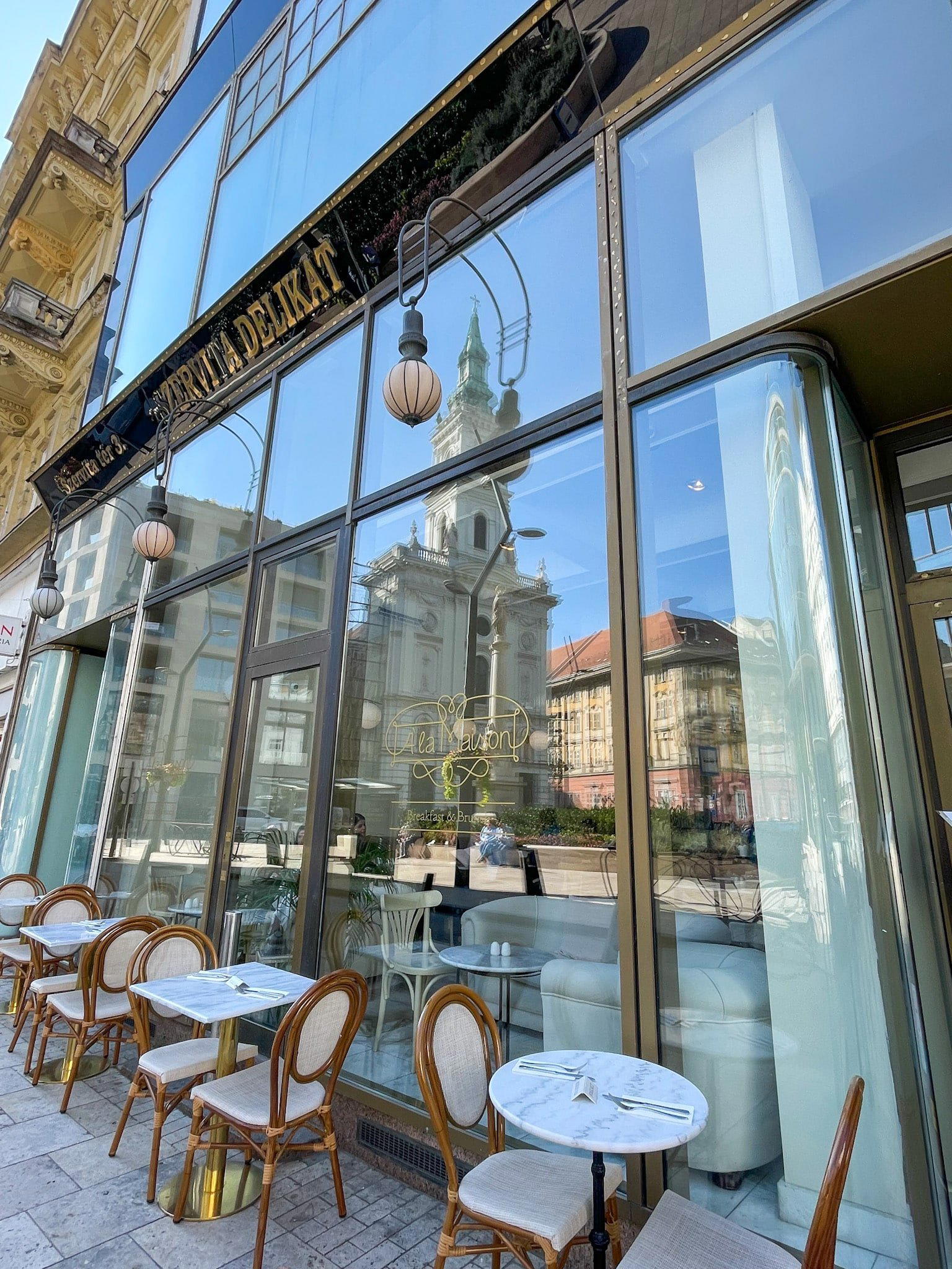 Á La Maison Grand restaurant in Budapest, Hungary