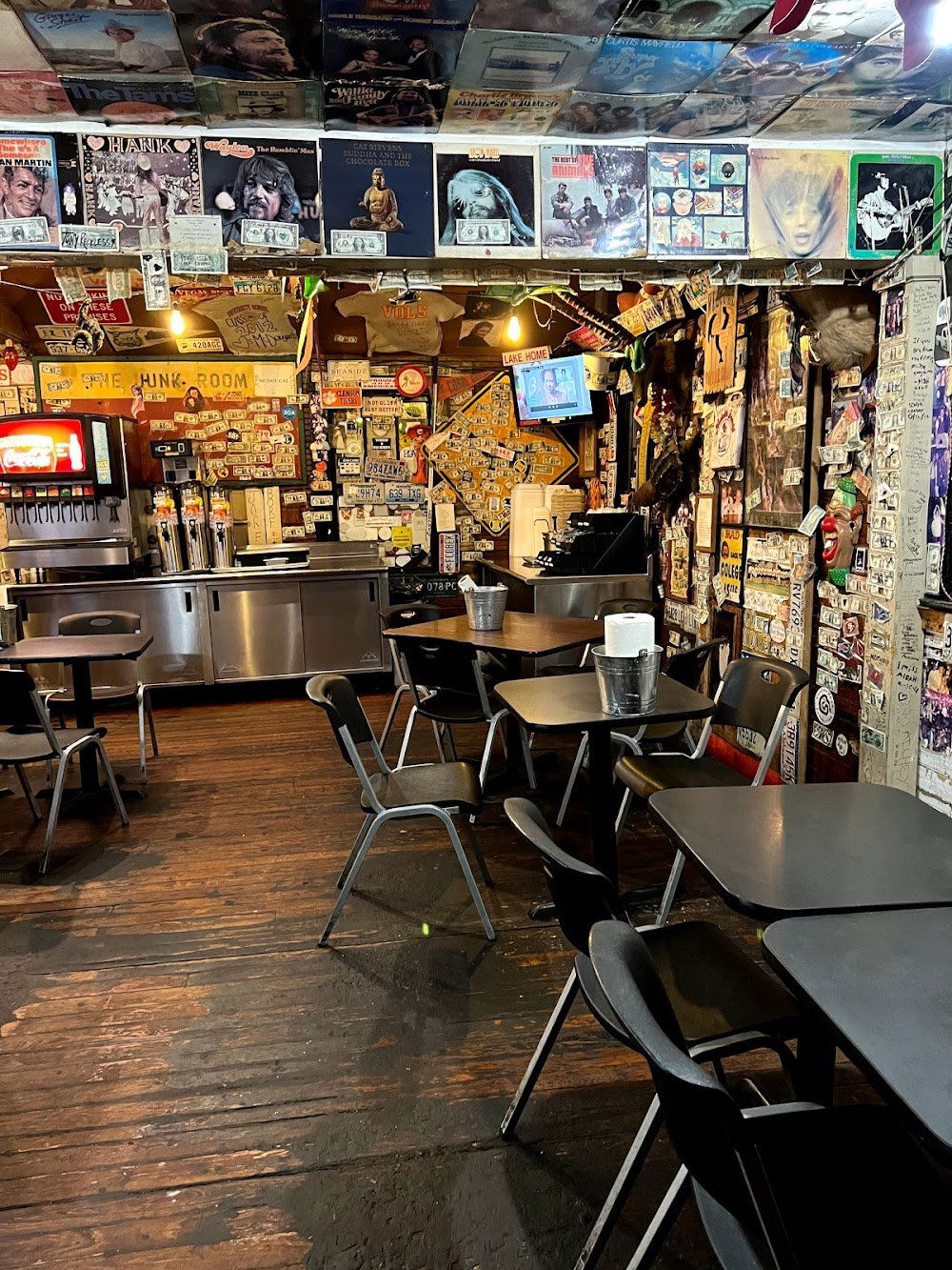 Daddy’s Dogs (Printer's Alley), Restaurant in Nashville