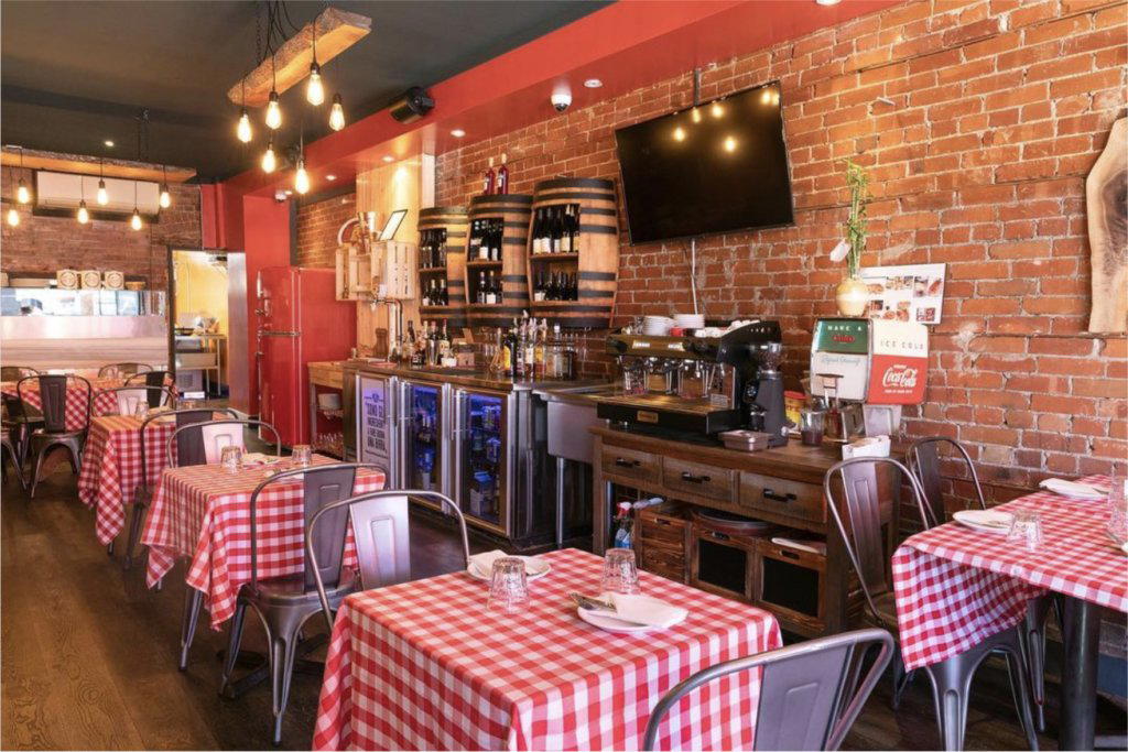 Trattoria Taverniti North restaurant in Toronto, Canada