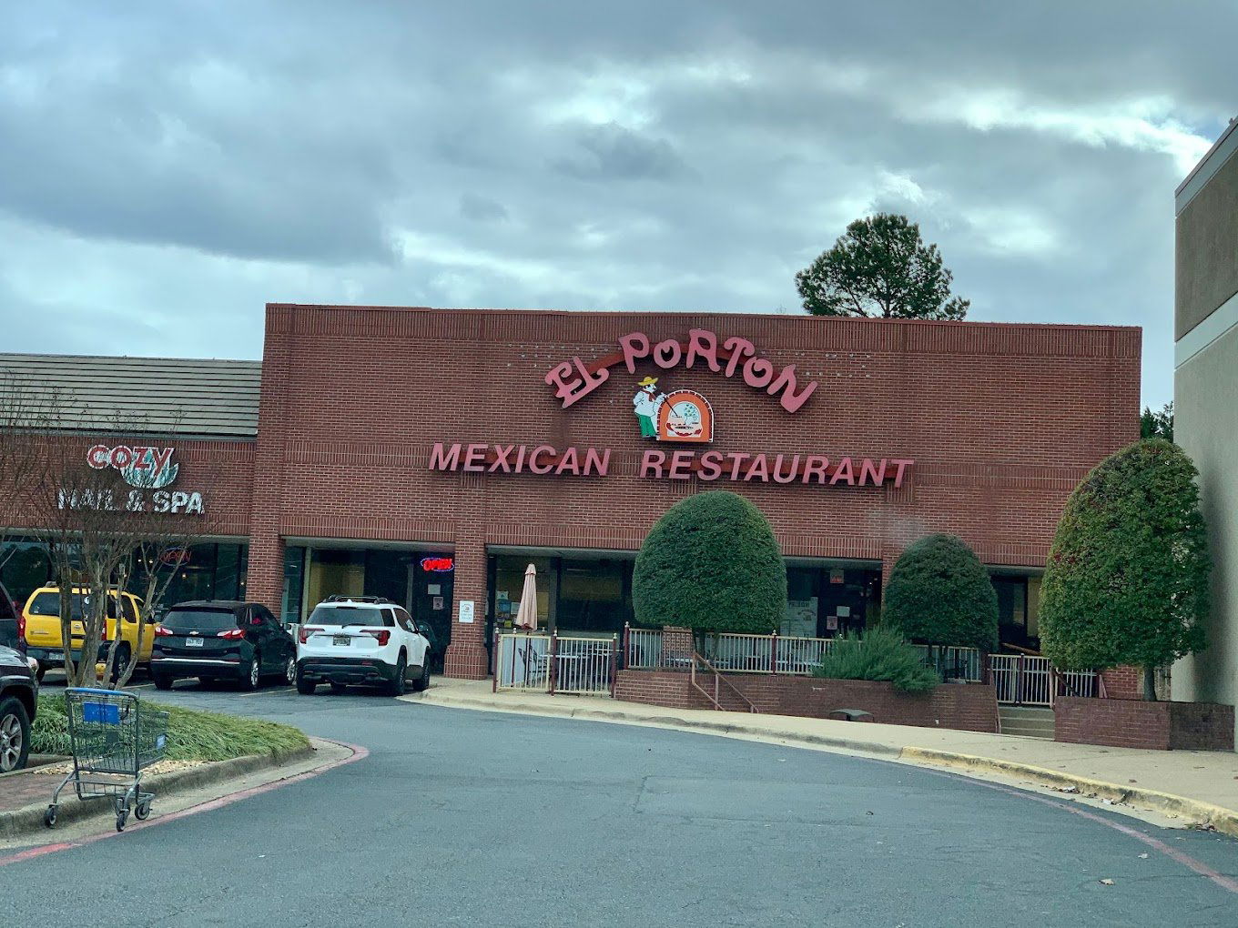 El Porton Mexican Restaurant, Restaurant in Roswell
