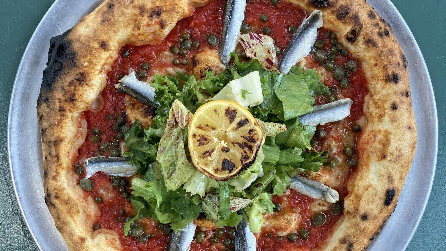 Pearl's Pizza restaurant in Lexington