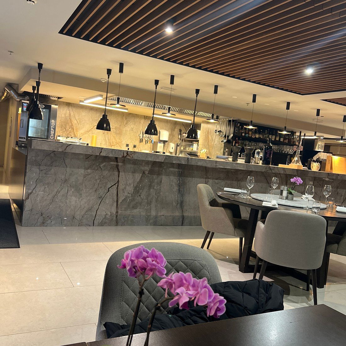 Cubo, Restaurant in Opatija